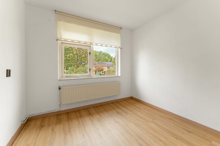 Tussenwoning te koop: Multatulistraat 75, Vleuten