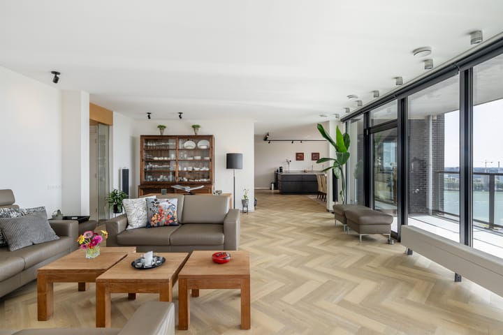 Appartement te koop: Willemsplein 550, Rotterdam