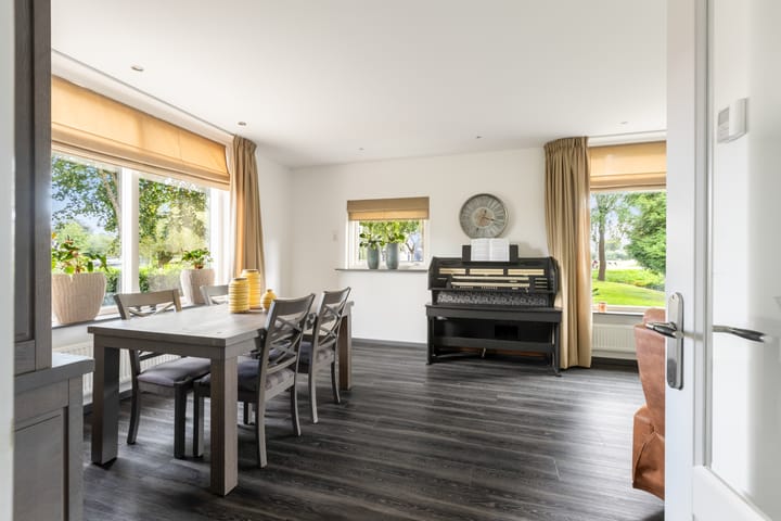 Vrijstaande woning te koop: C.G. Roosweg 13, Schoonhoven
