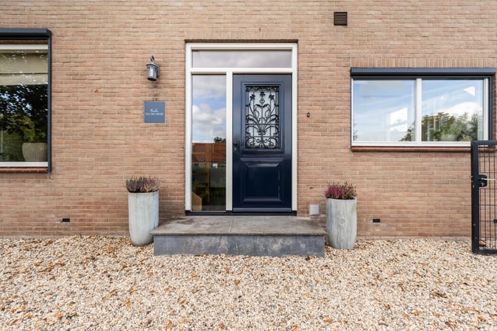 Vrijstaande woning te koop: C.G. Roosweg 13, Schoonhoven
