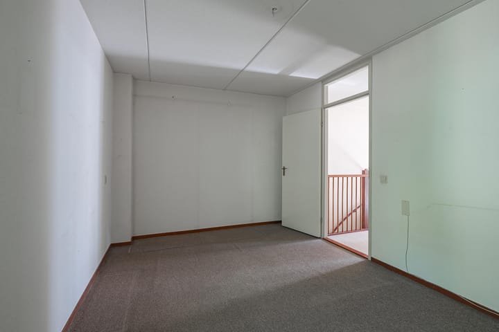 Hoekwoning te koop: P. Petersstraat 56, Heerlen