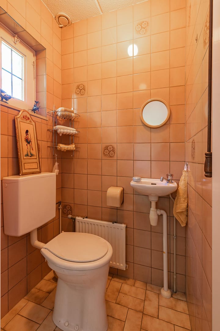 Hoekwoning te koop: P. Petersstraat 56, Heerlen