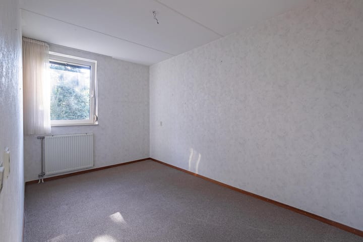 Hoekwoning te koop: P. Petersstraat 56, Heerlen