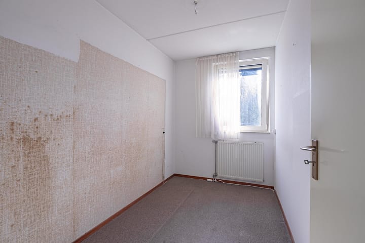 Hoekwoning te koop: P. Petersstraat 56, Heerlen