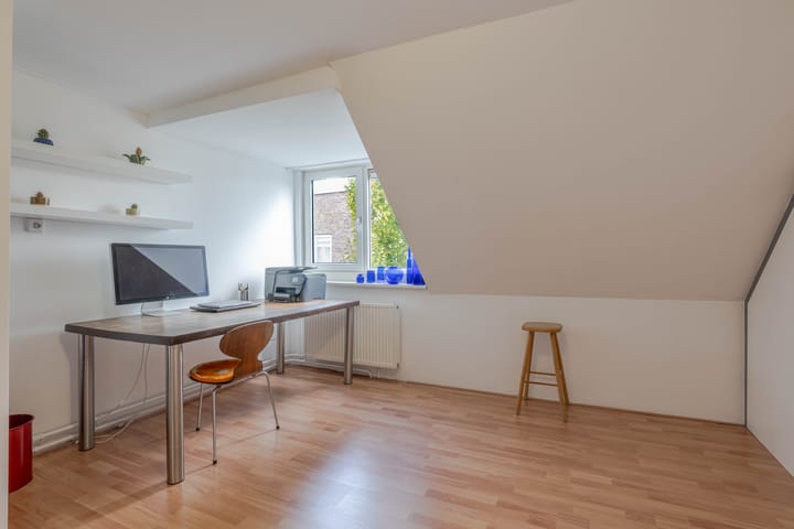 Foto 4 van Dahliastraat 62-E