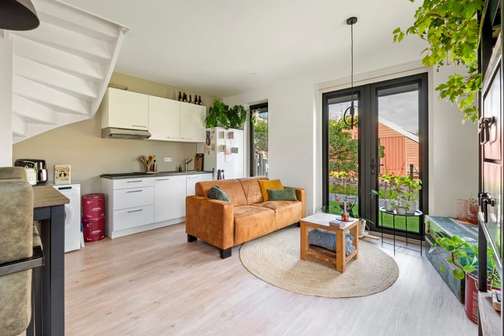 Tussenwoning te koop: Veluweweg 43F, Waarland