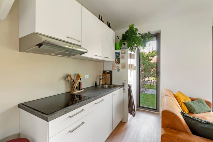 Tussenwoning te koop: Veluweweg 43F, Waarland