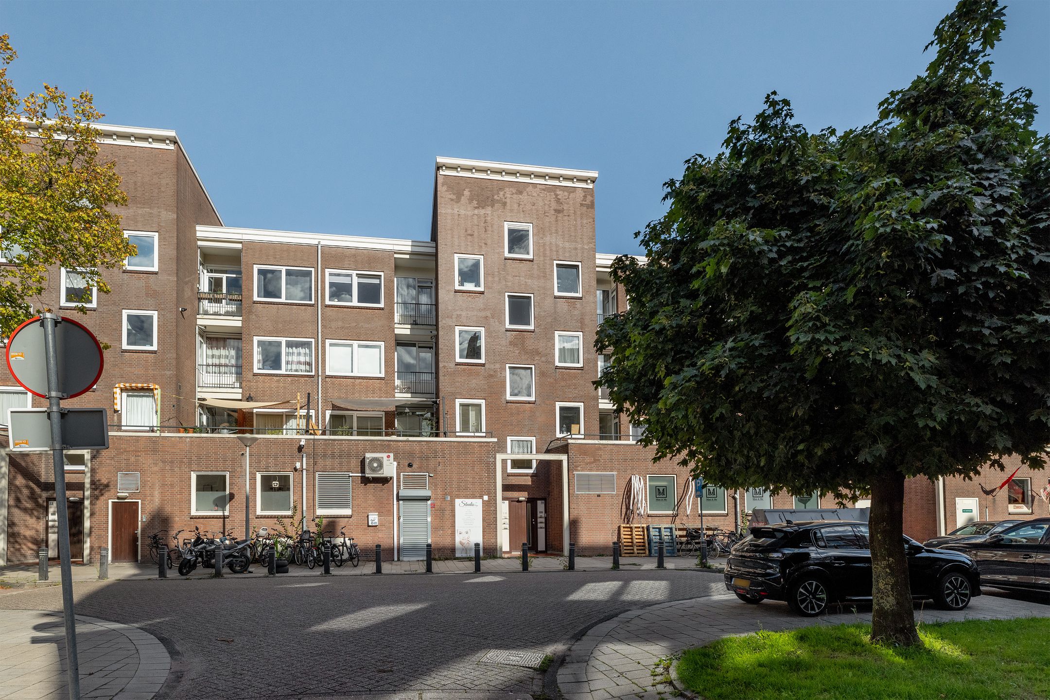 Foto 33 van Van Mourik Broekmanstraat 18-1
