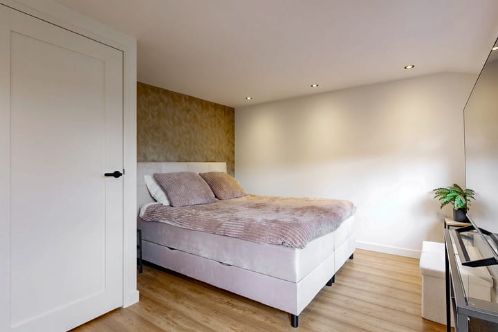 Tussenwoning te koop: Hortensiastraat 16, Alphen Aan Den Rijn
