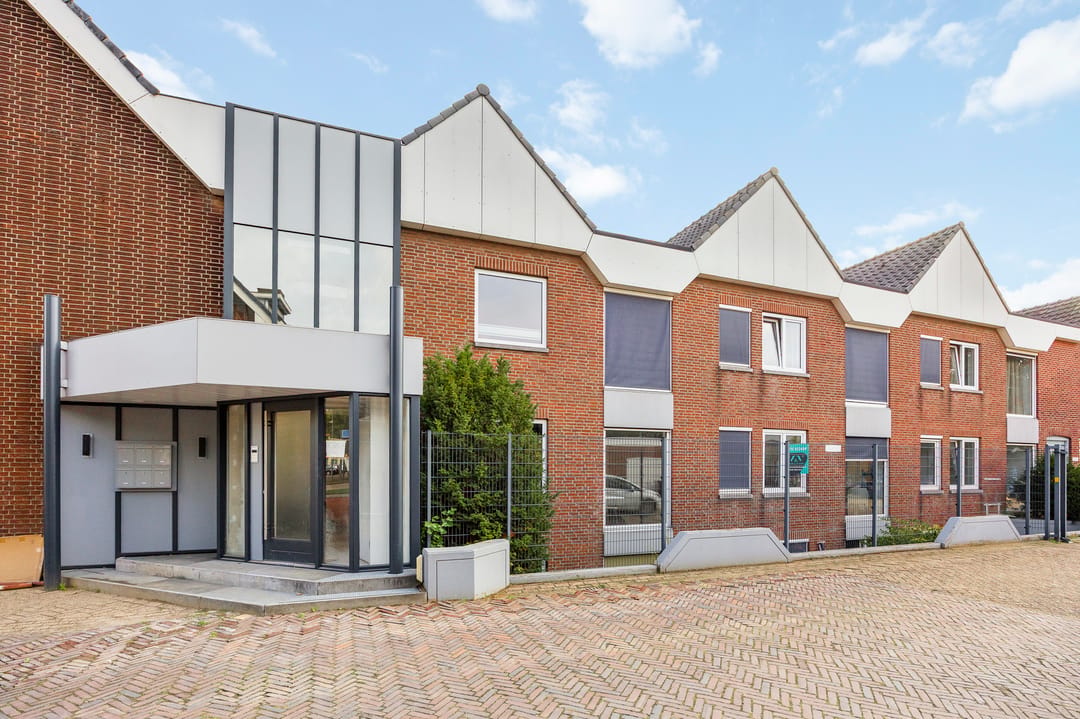 Photo 26 of Nassaustraat 102-B