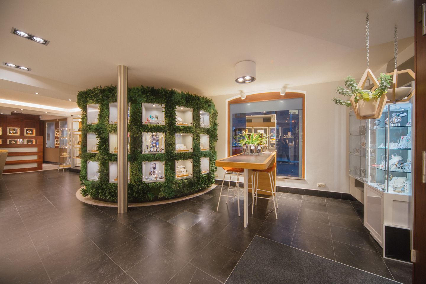 Bekijk foto 4 van Burgemeester Janssenstraat 18