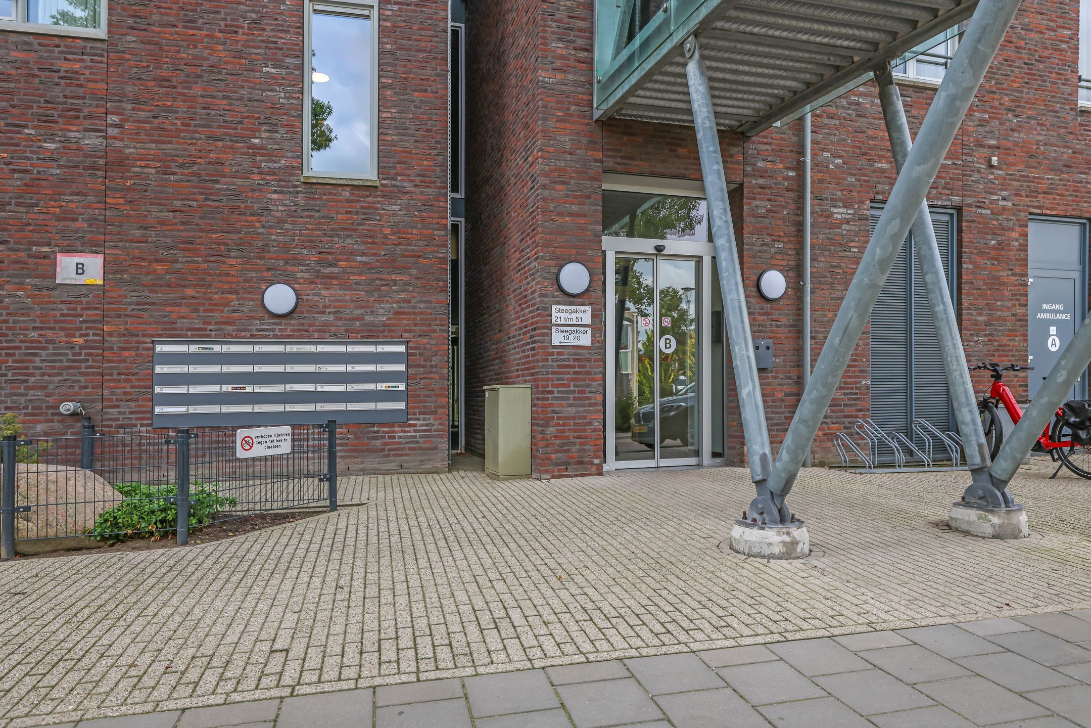 Photo 63 of Steegakker 36