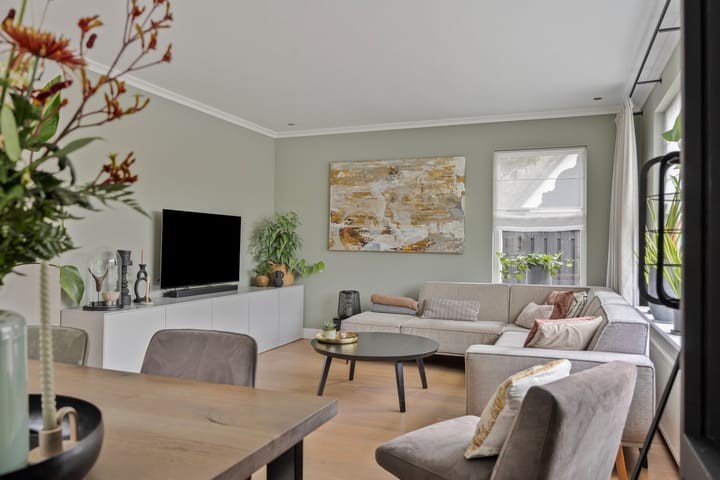 Vrijstaande woning te koop: Dorpsstraat 10, Sint Maarten