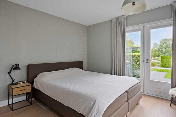 Vrijstaande woning te koop: Dorpsstraat 10, Sint Maarten