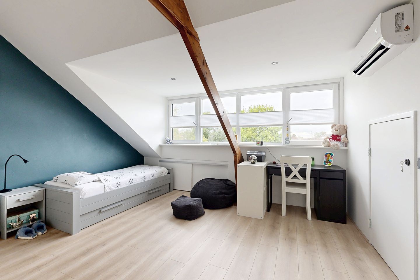Photo 55 of Timberwolfstraat 29