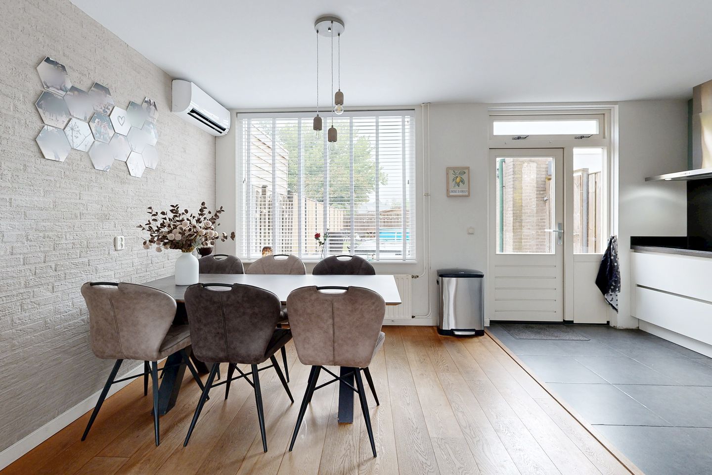 Photo 19 of Timberwolfstraat 29