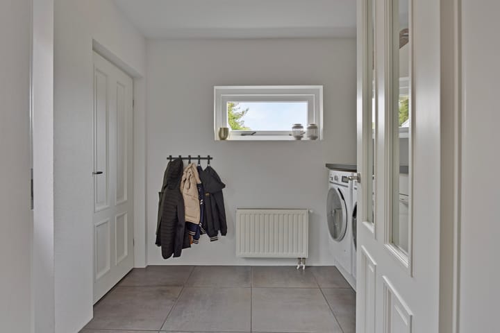 Vrijstaande woning te koop: Dorpsstraat 10, Sint Maarten