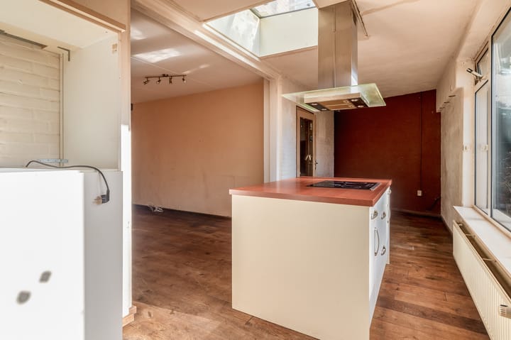 Tussenwoning te koop: Lambert de Wijsstraat 10, Tilburg