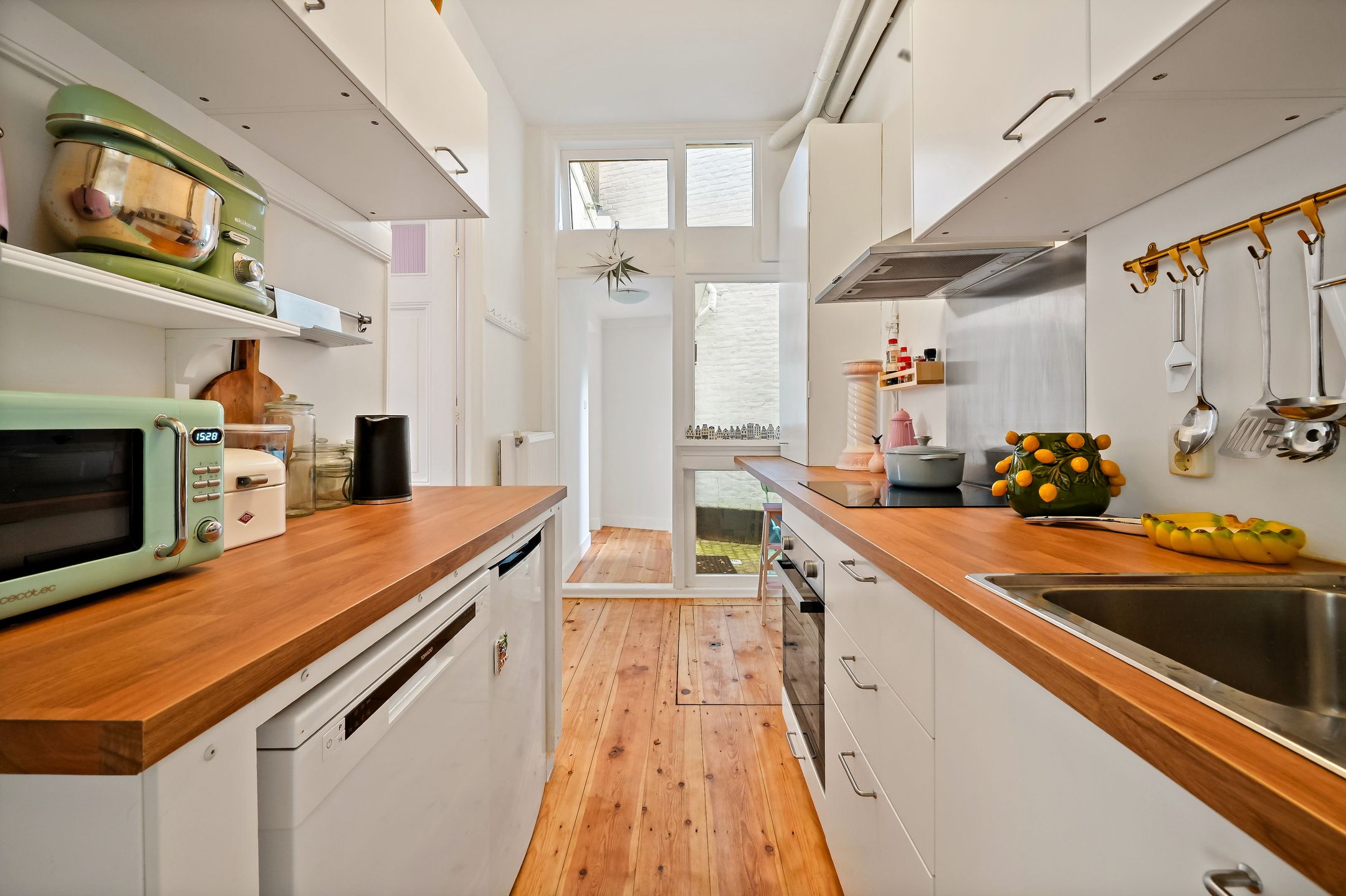 Photo 18 of Van Marumstraat 36