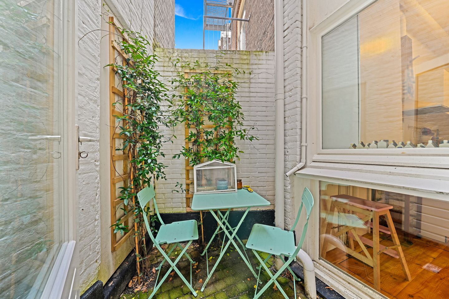 Photo 4 of Van Marumstraat 36