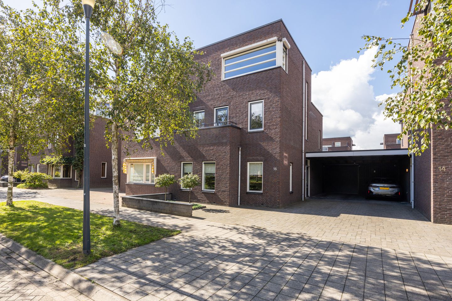 Foto 1 van Bogaard 16
