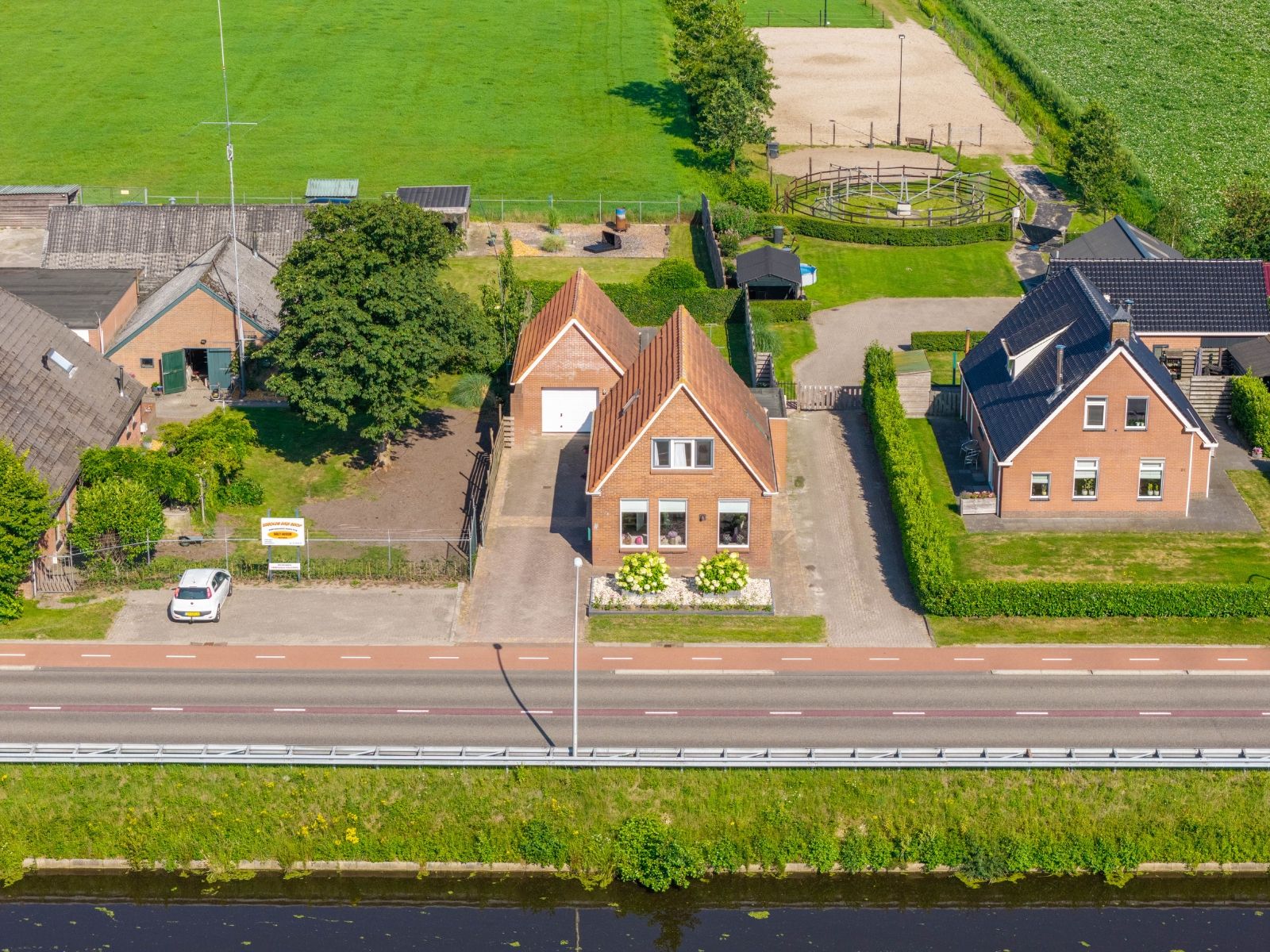 Photo 51 of Rijksweg 62