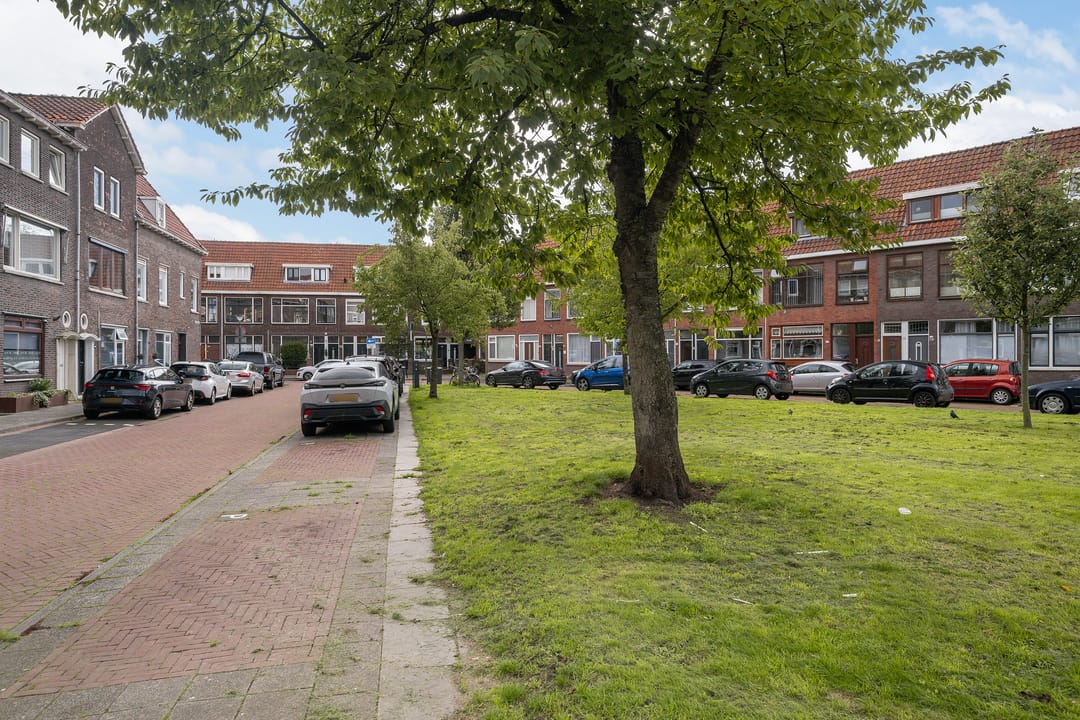 Photo 28 of Sweelinckstraat 183
