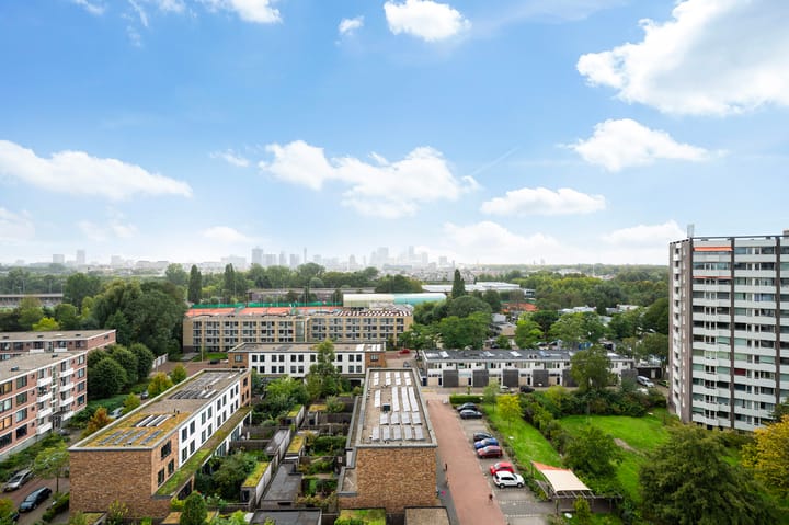 Studio te koop: Roggekamp 611, 'S-Gravenhage