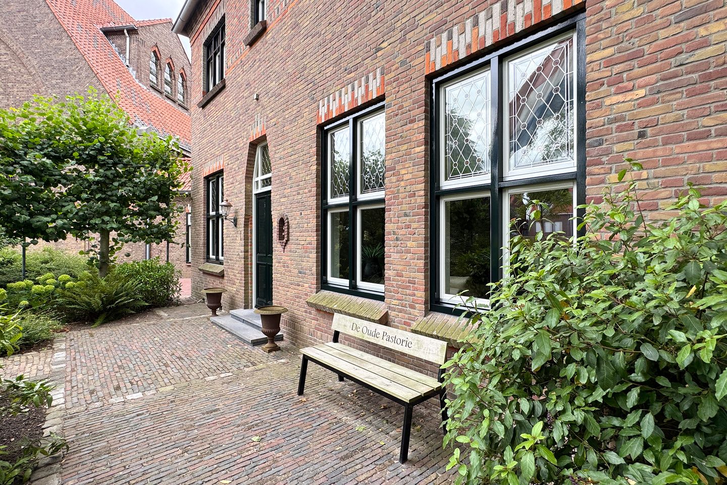 Photo 130 of Bisschop Hopmansstraat 5