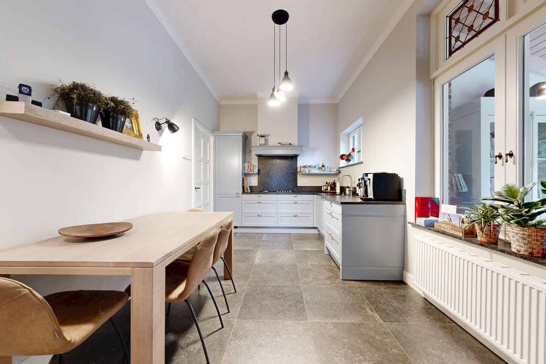 Photo 32 of Bisschop Hopmansstraat 5