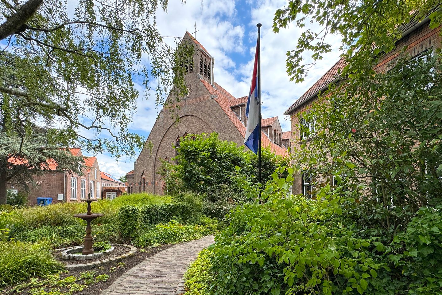 Photo 155 of Bisschop Hopmansstraat 5