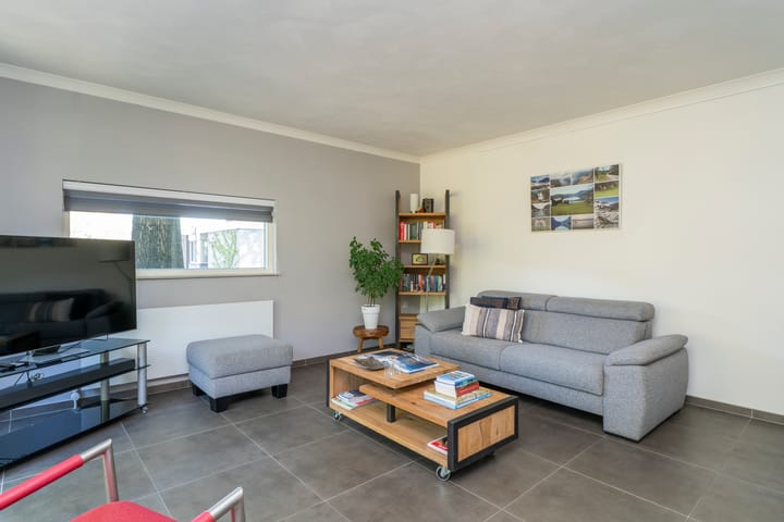Tussenwoning te koop: Kasteel Doorwerthstraat 17, Tilburg