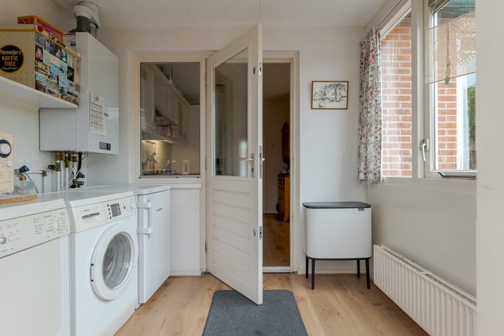 Hoekwoning te koop: Mr. P.J. Troelstralaan 200, Assen