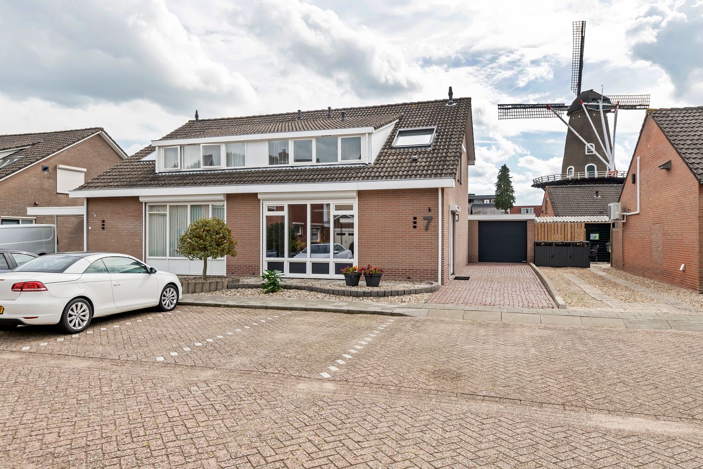 Foto 1 van Clausstraat 7