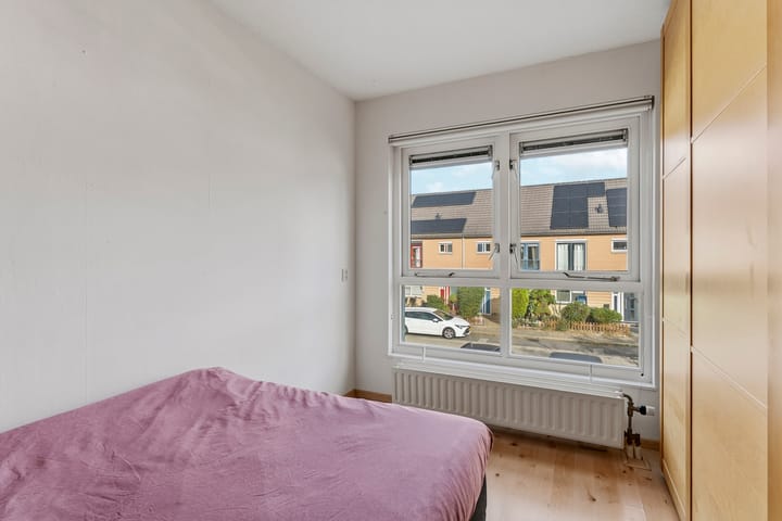 Tussenwoning te koop: Meidoornstraat 50, Almere