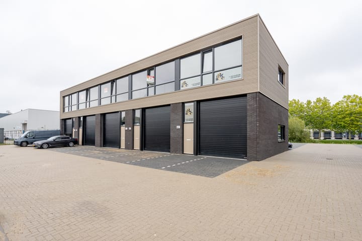 Oosteinde 5-a8, Barendrecht