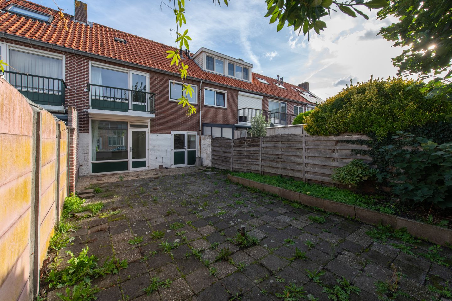 Photo 25 of Betje Wolffstraat 34