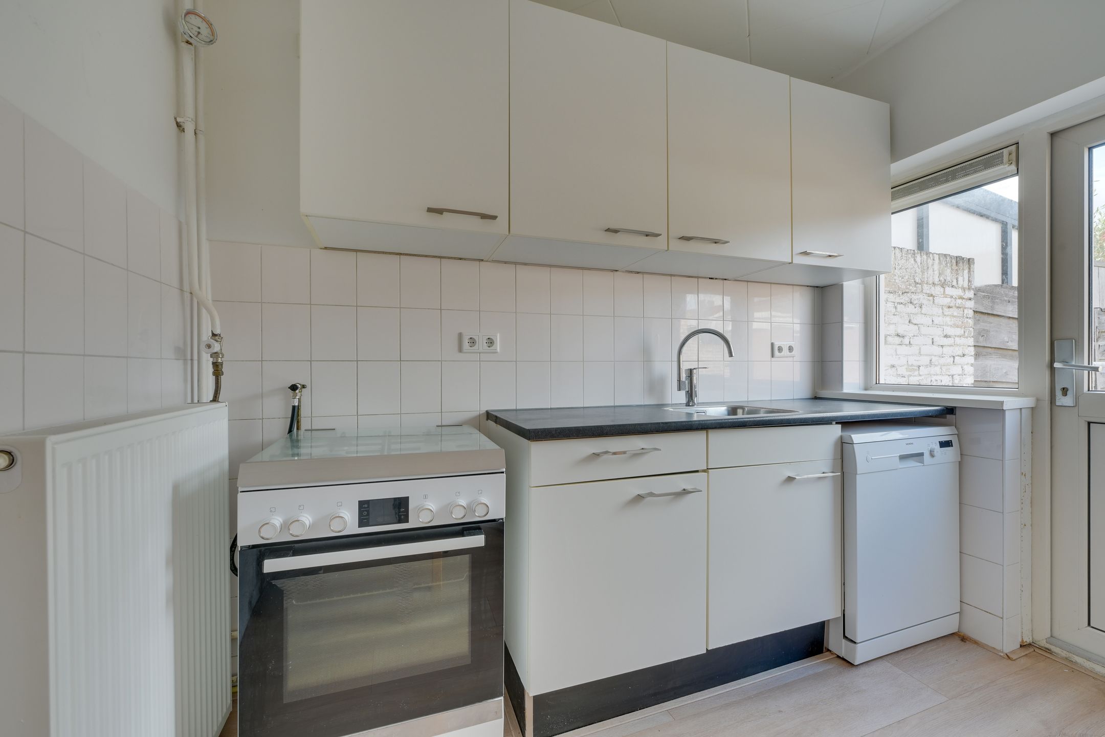Photo 9 of Betje Wolffstraat 34
