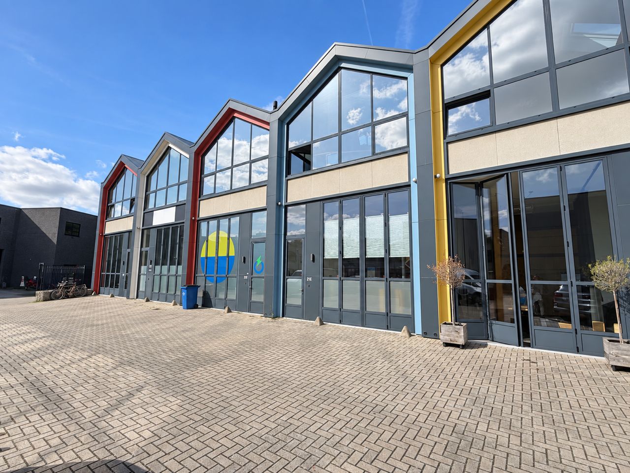 Bekijk foto 2 van Venserweg 21-E