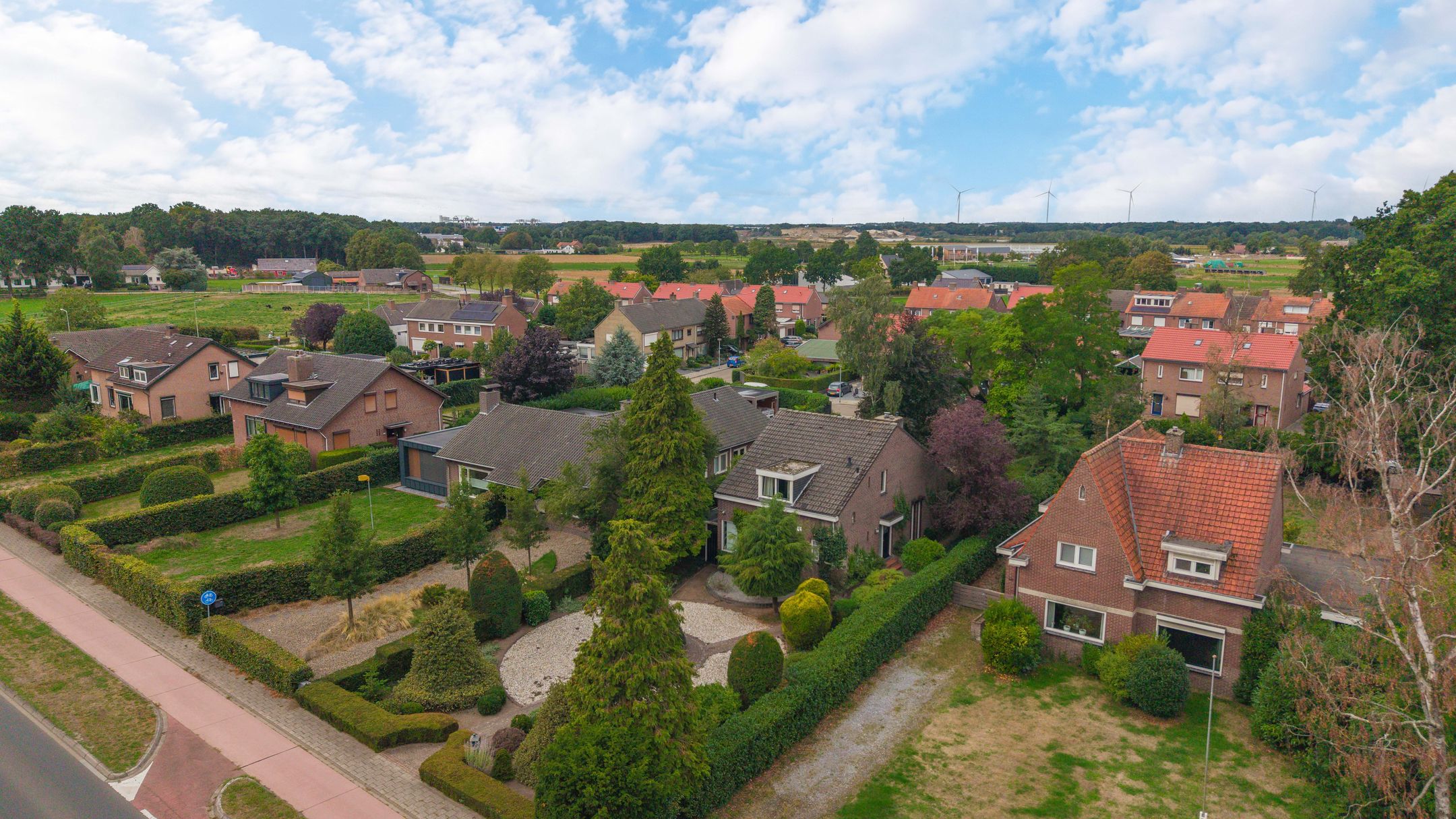 Foto 48 van Rijksweg 142-A