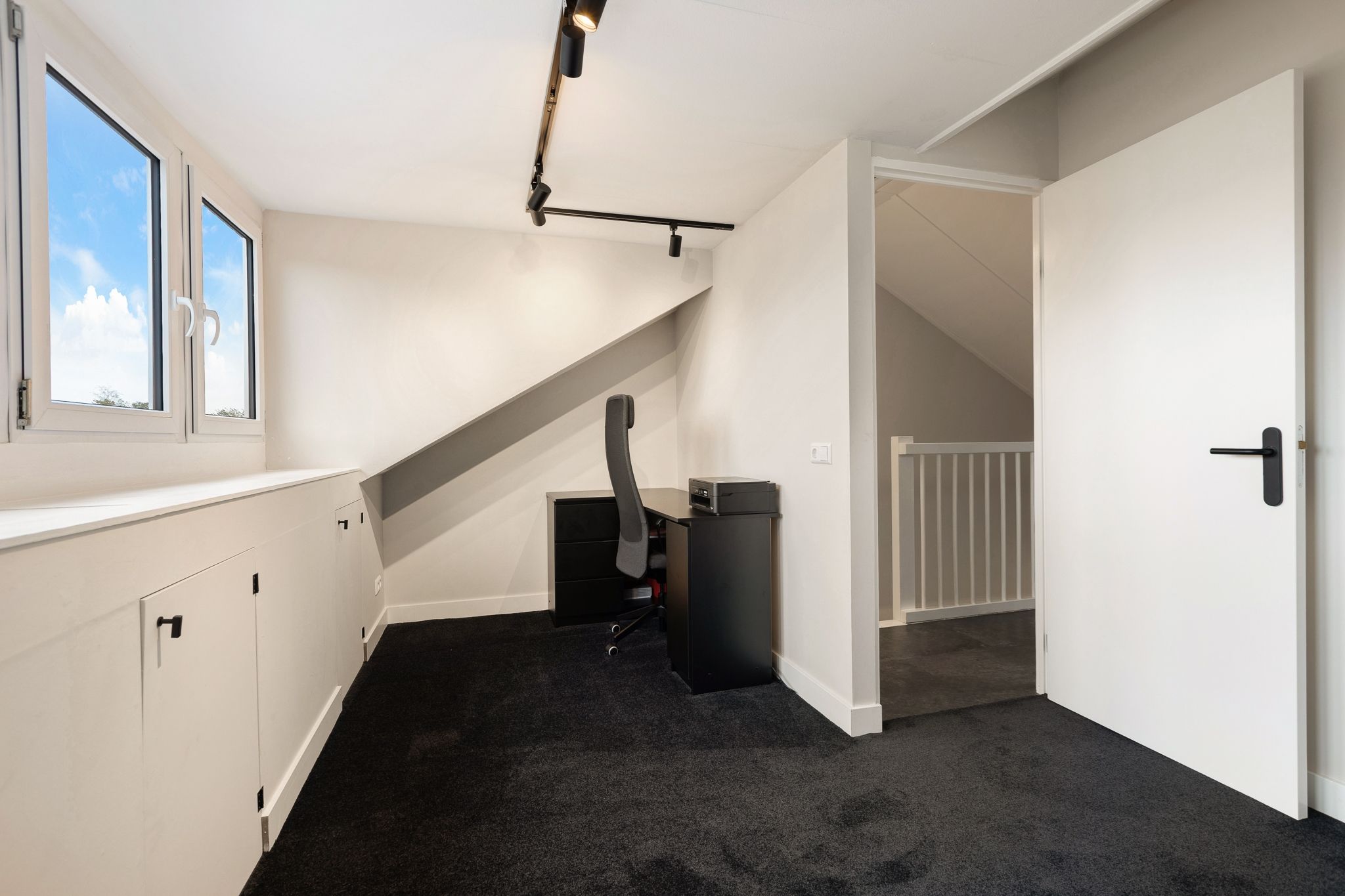 Photo 24 of Van der Hagenstraat 56