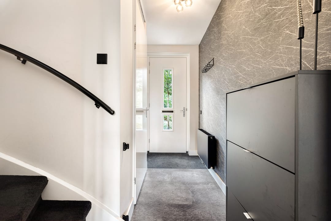 Photo 11 of Van der Hagenstraat 56