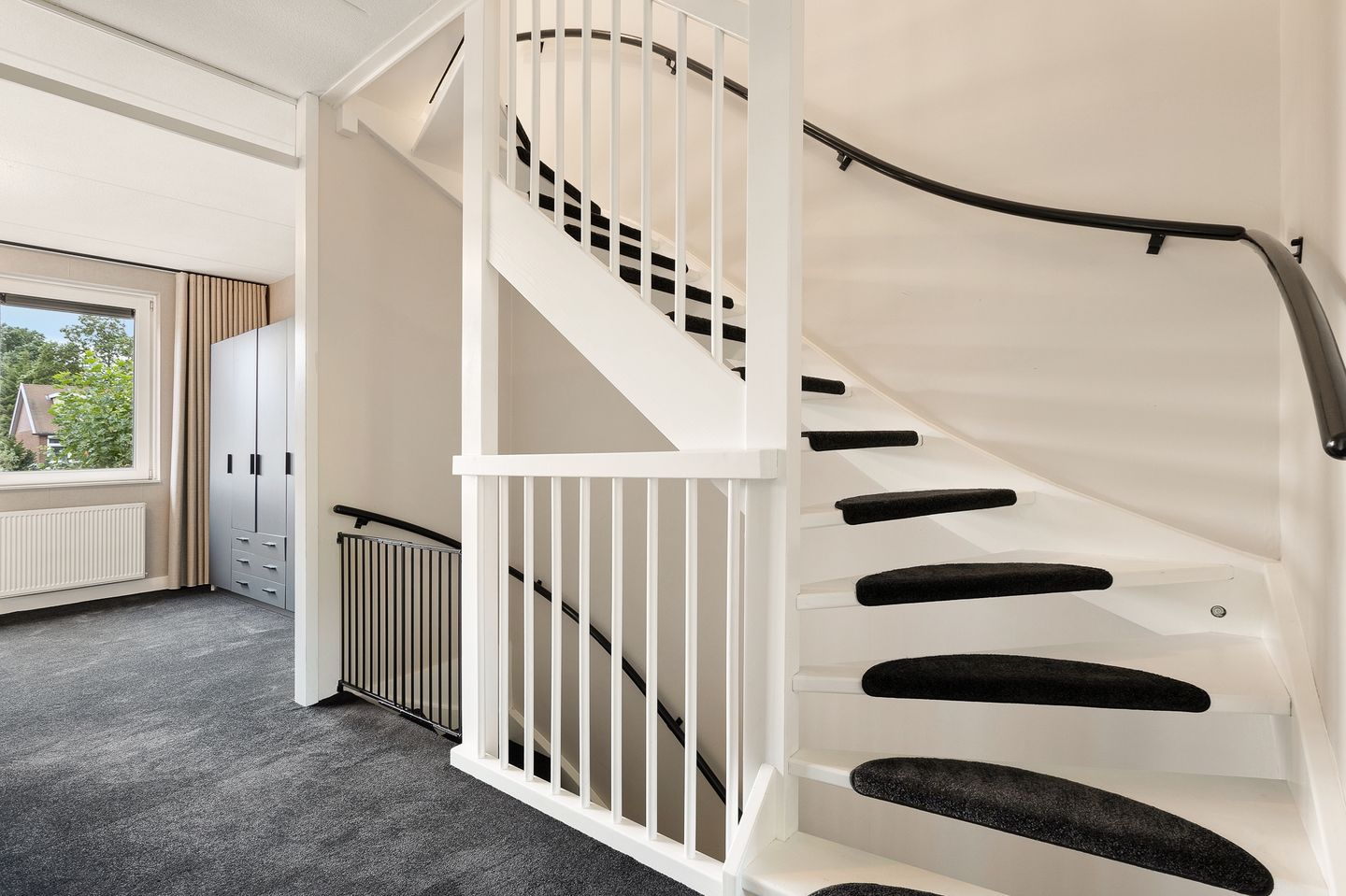 Photo 20 of Van der Hagenstraat 56