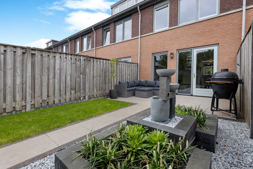 Photo 31 of Van der Hagenstraat 56