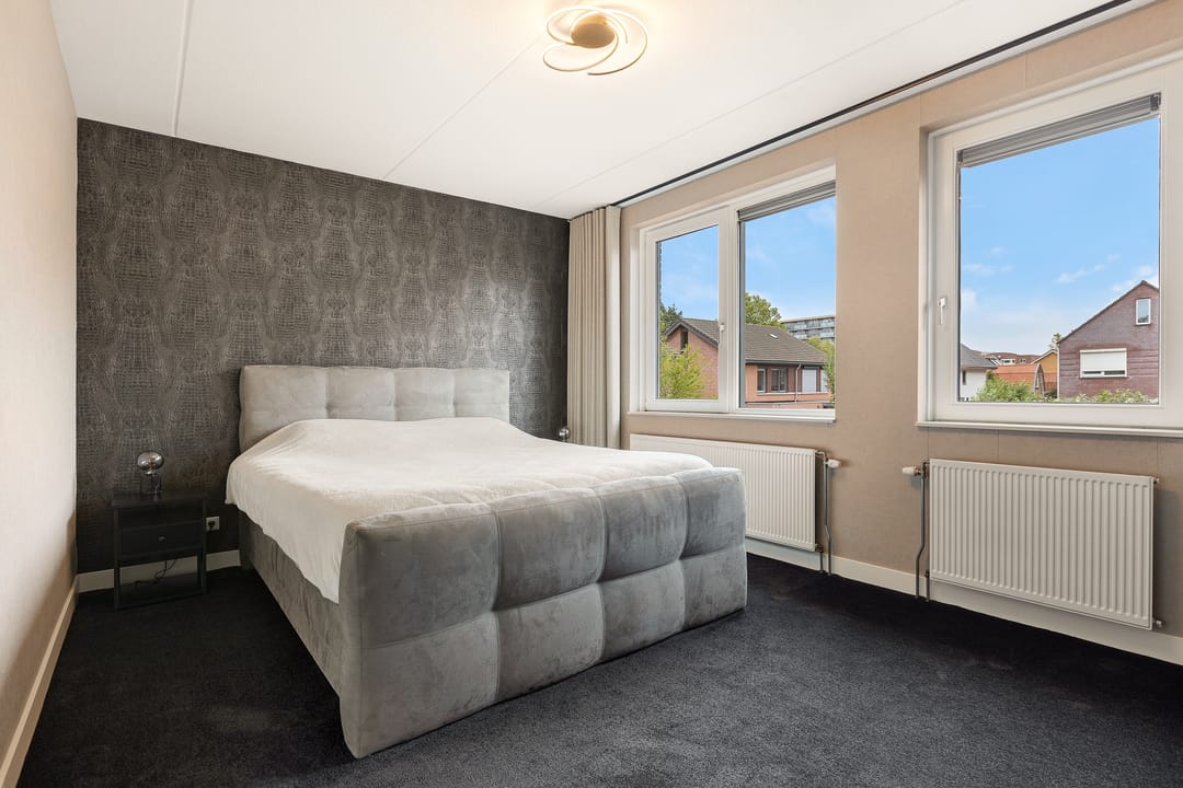Photo 16 of Van der Hagenstraat 56