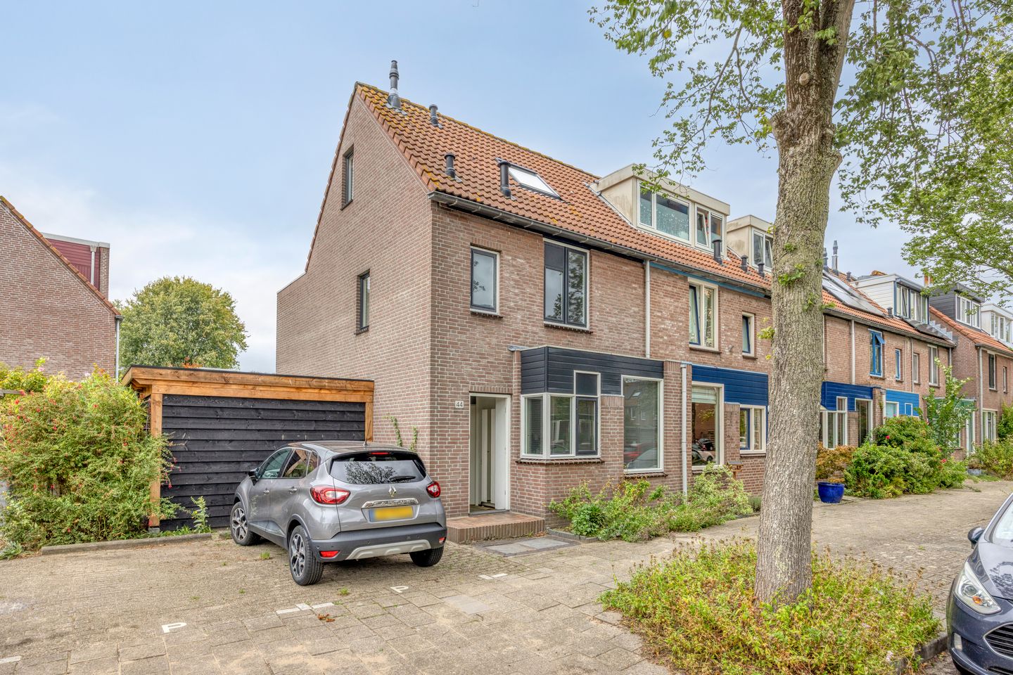 Foto 1 van Valkenlaan 44