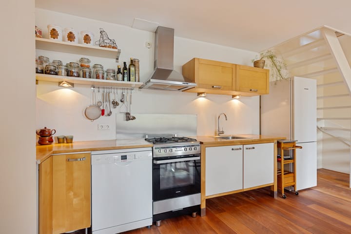Tussenwoning te koop: Uilenburg 53, Ijlst