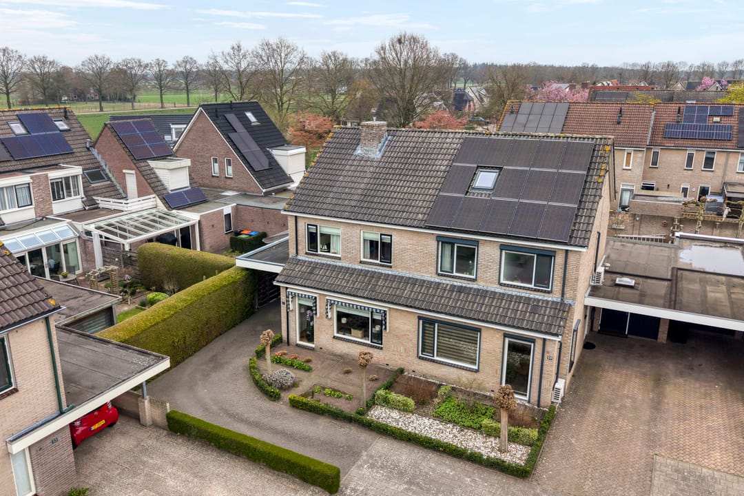 Photo 43 of Pijlkruid 57