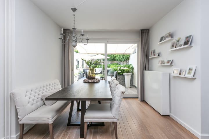 Twee-onder-één-kap te koop: Biesstraat 6, Brunssum