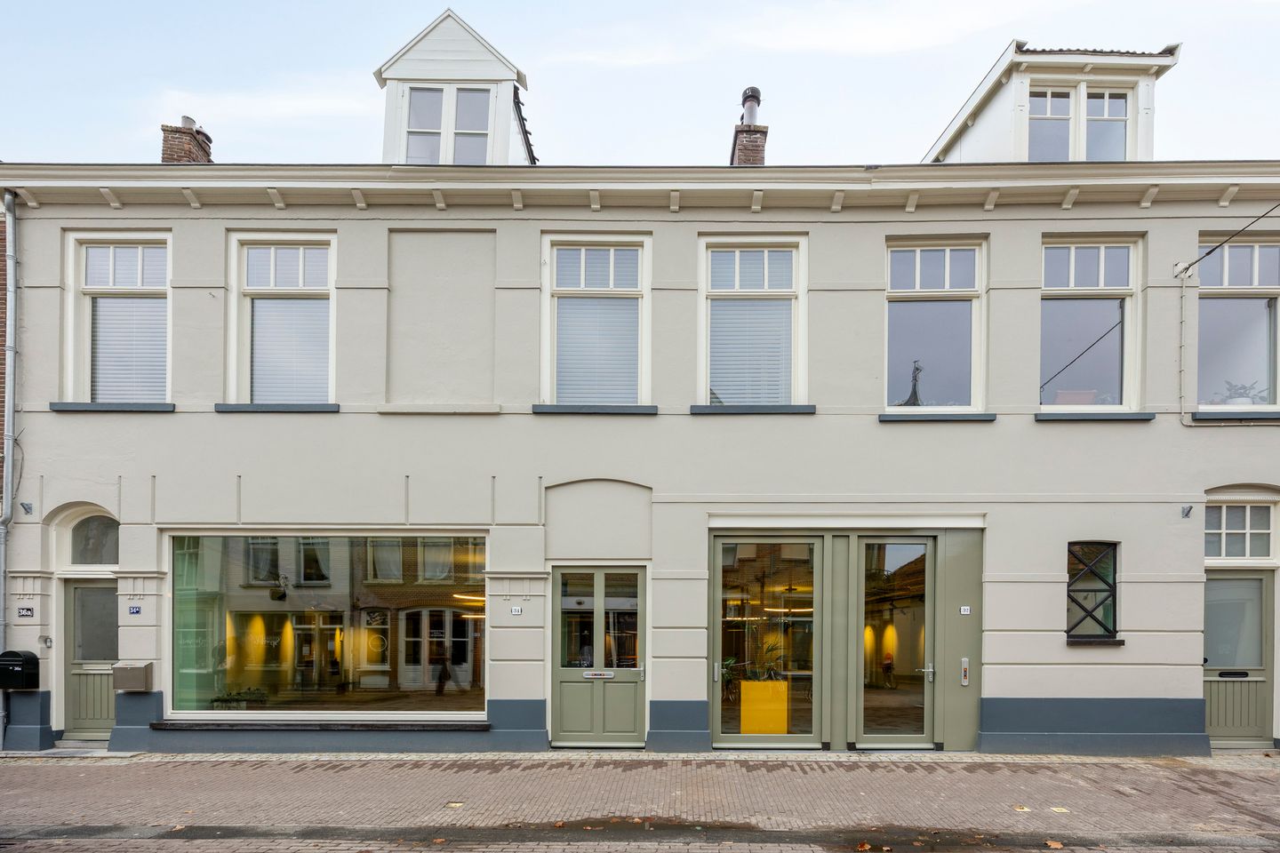 Bekijk foto 1 van Spittaalstraat 32